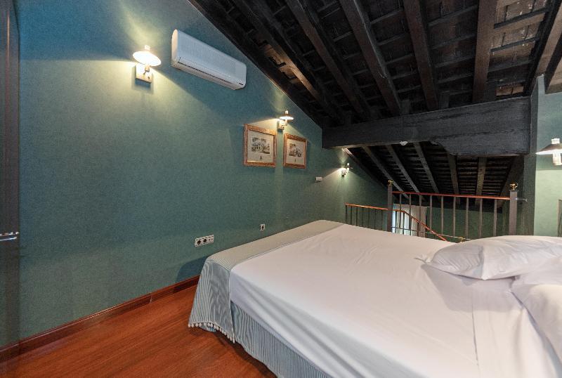 Soho Boutique Jerez Hotel 4*